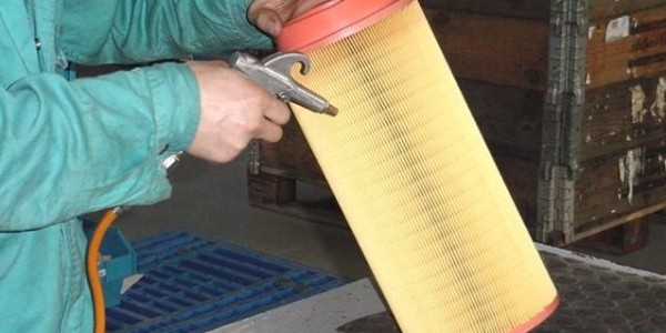 青島空壓機維修｜空壓機濾清器的使用和保養(yǎng)！